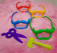 Game-Cut Mustache FTOY19004