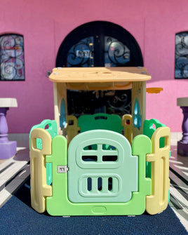 Outdoor Playhouse FTS17863