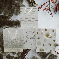 Gift bag White w/gold pattern 12*10"fts32689