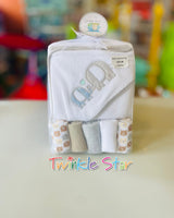 Hooded Towel / 4 Washcloths fts40280