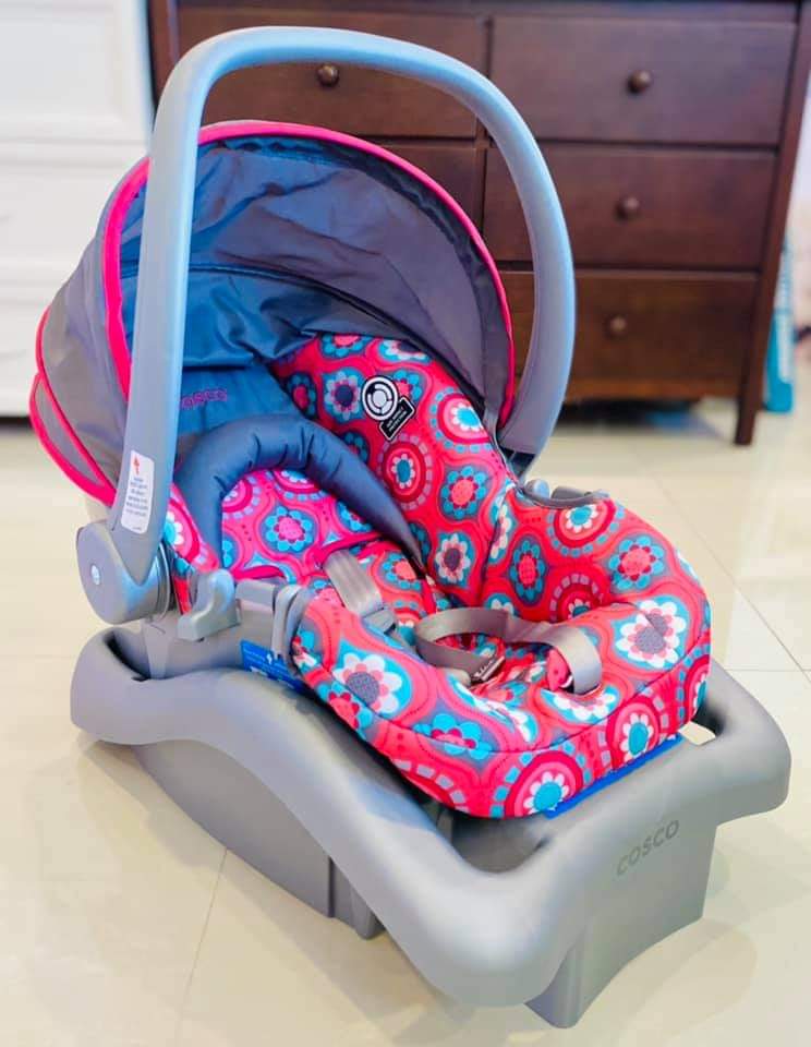 Cosco light n comfy dx cheap infant car seat